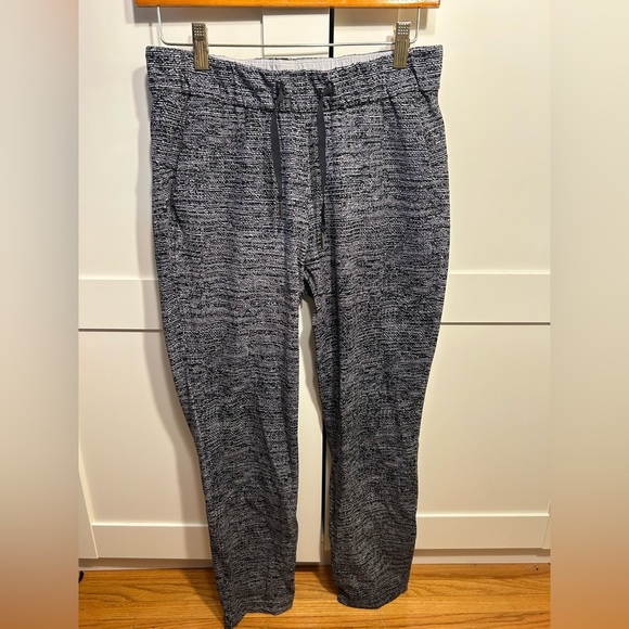 lululemon athletica Pants - Lululemon on the fly pants size 4